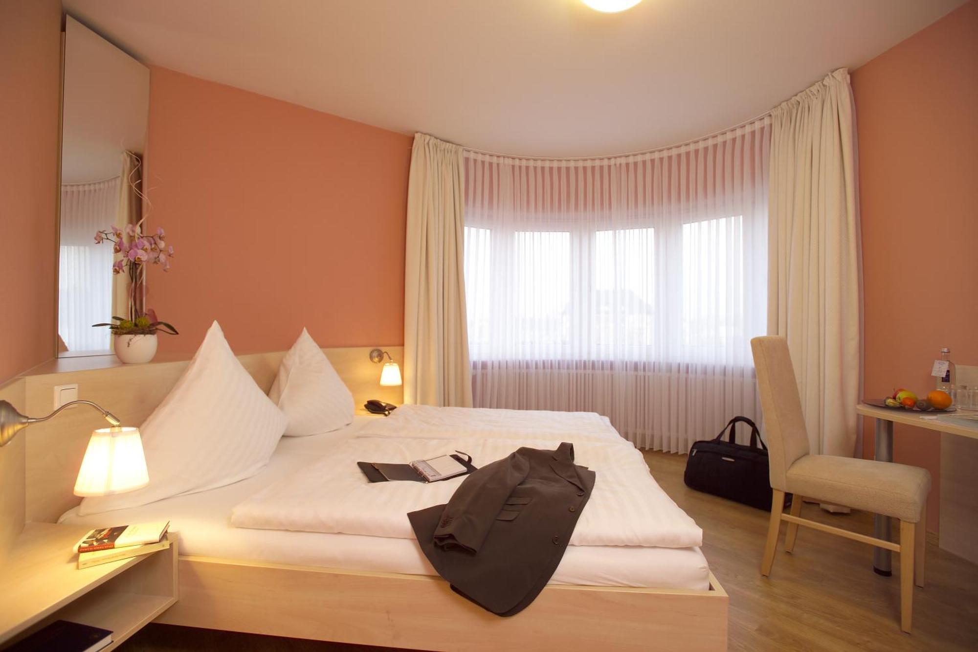 Hotel Martin Limburg an der Lahn Zimmer foto